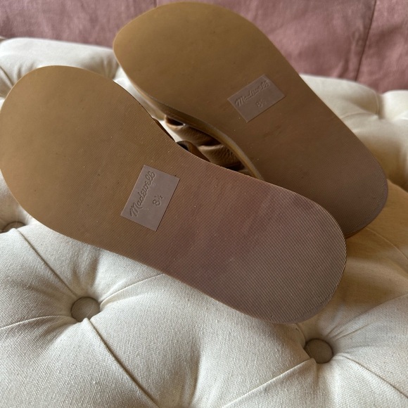 Madewell Women’s Francine Puffy Woven Tan Slides 8M - Picture 7 of 7
